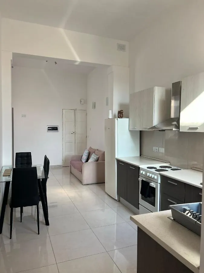 Full Apartment Sliema 0*,  Malta