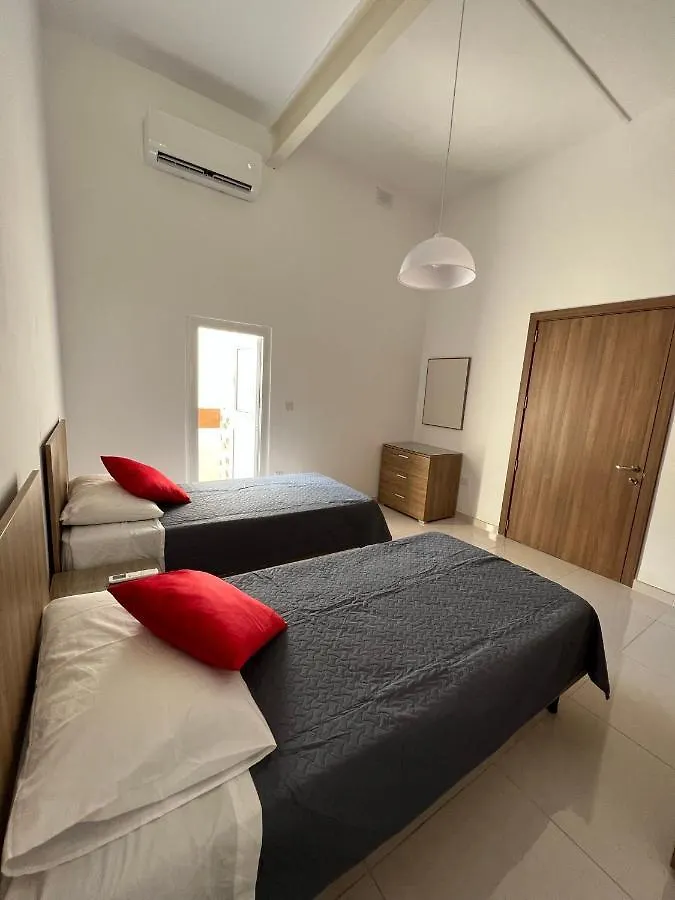 Full Apartment Sliema