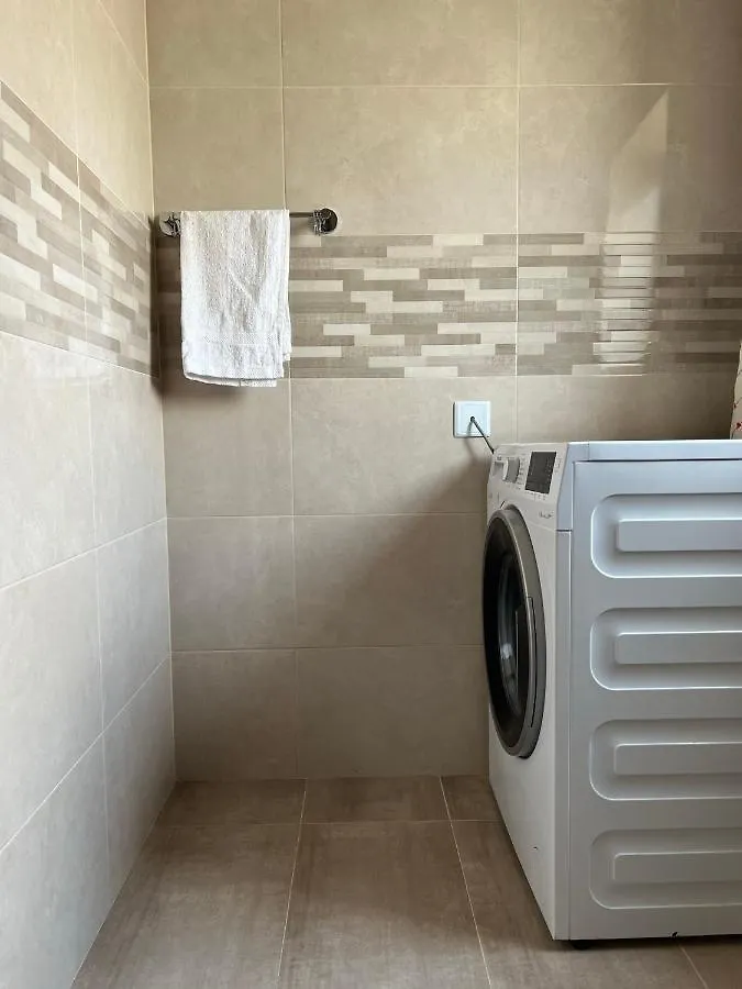 Full Apartment Sliema 0*,  Malta