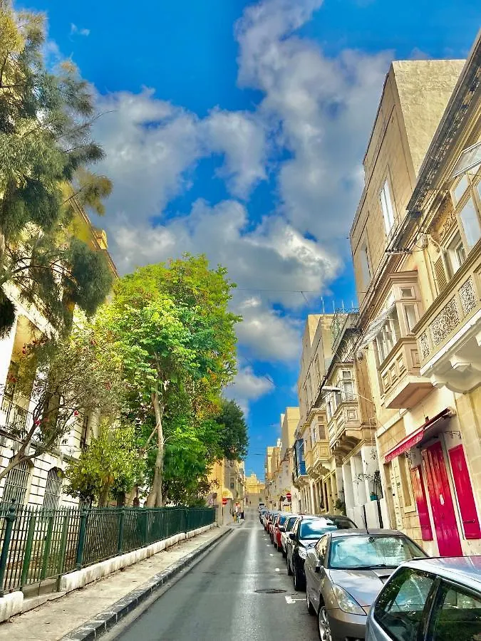 Full Apartment Sliema 0*,  Malta
