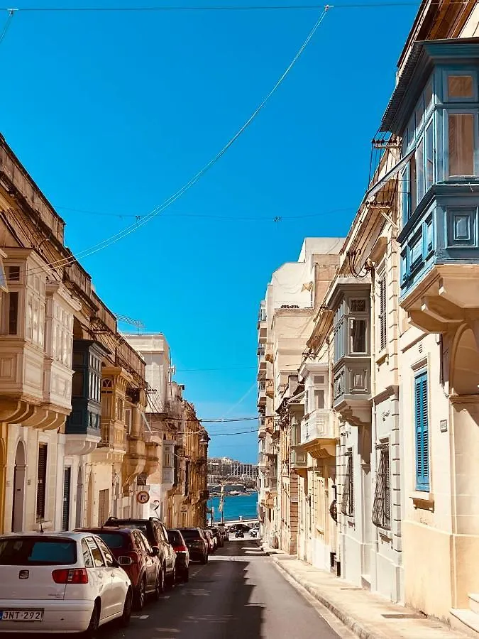 Full Apartment Sliema